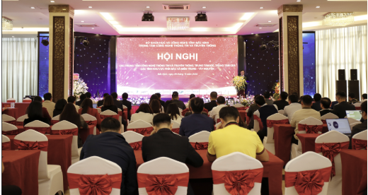 Hội nghị giao lưu, trao đổi học tập kinh nghiệm giữa các Trung tâm Công nghệ thông tin và Truyền thông, Trung tâm IOC, Trung tâm Chuyển đổi số các tỉnh khu vực phía Bắc và miền Trung - Tây Nguyên.