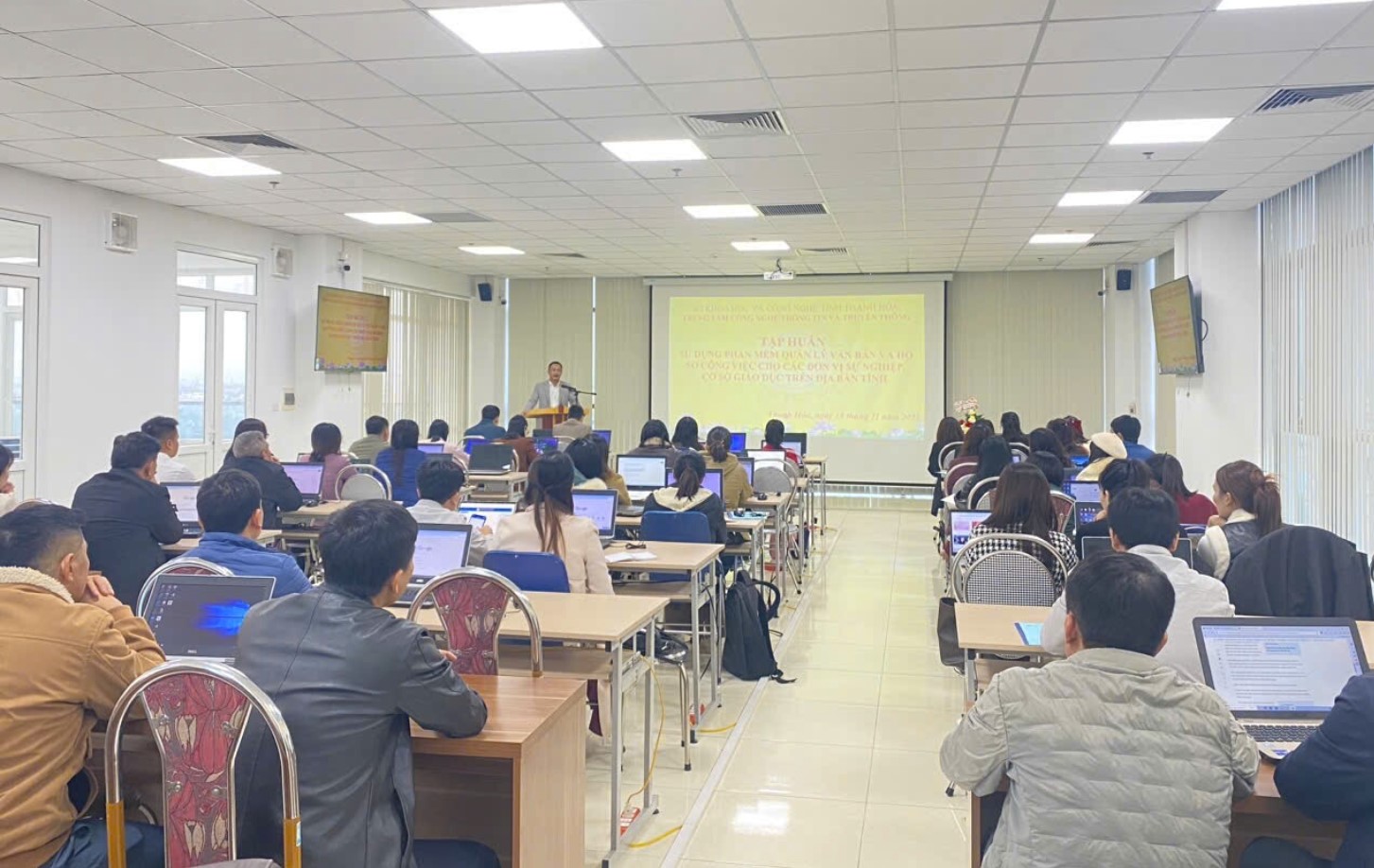 Đào tạo, tập huấn CNTT